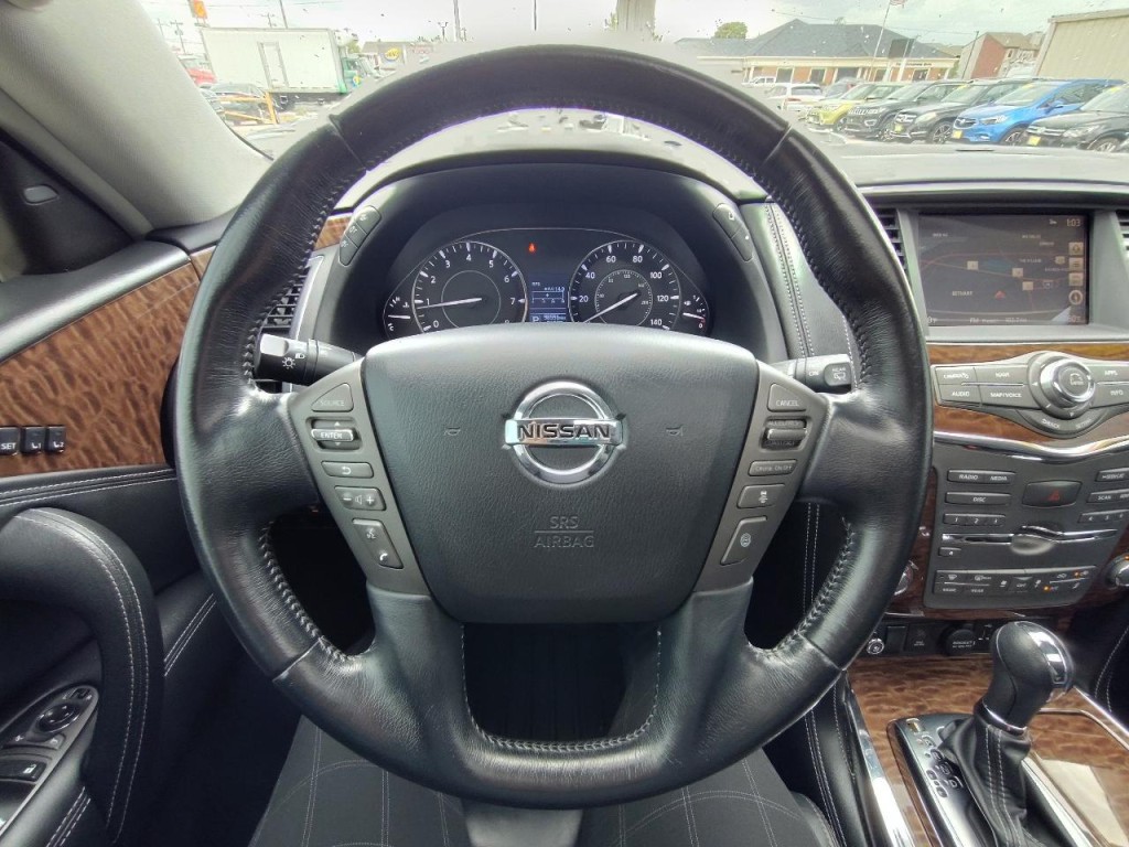 2019 Nissan Armada Image 17