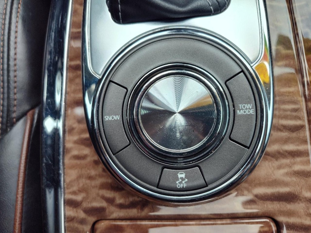 2019 Nissan Armada Image 21