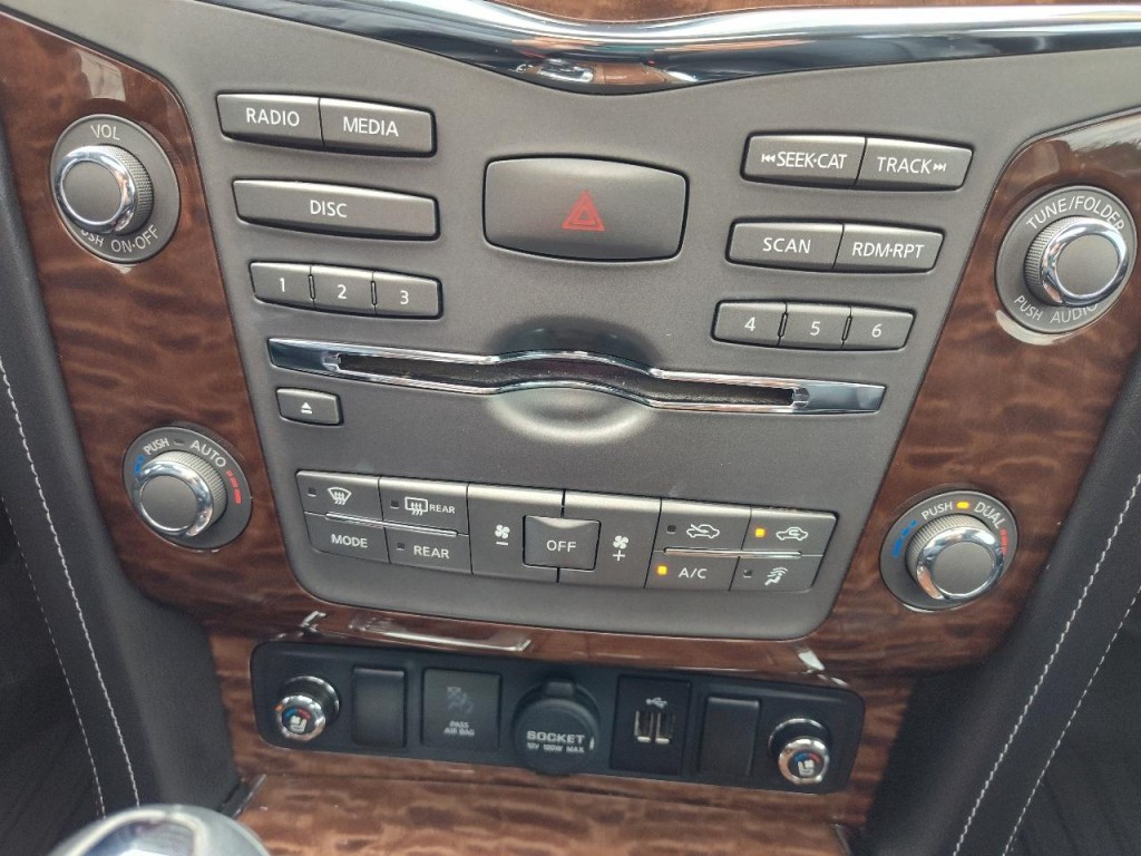 2019 Nissan Armada Image 23