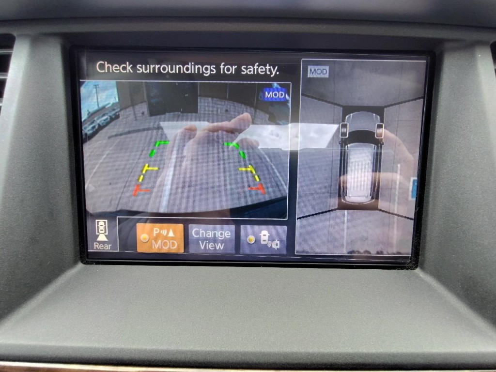 2019 Nissan Armada Image 26