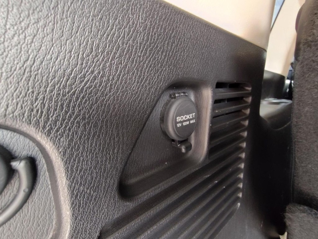 2019 Nissan Armada Image 53
