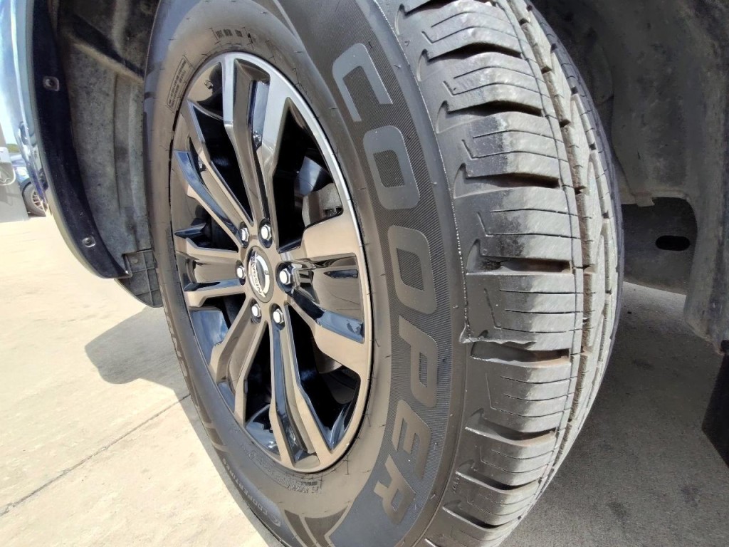 2019 Nissan Armada Image 54