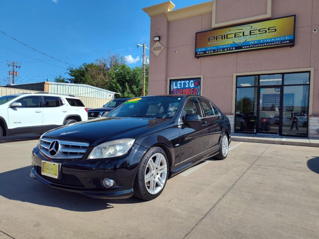 2010 Mercedes-Benz C-Class Image 8