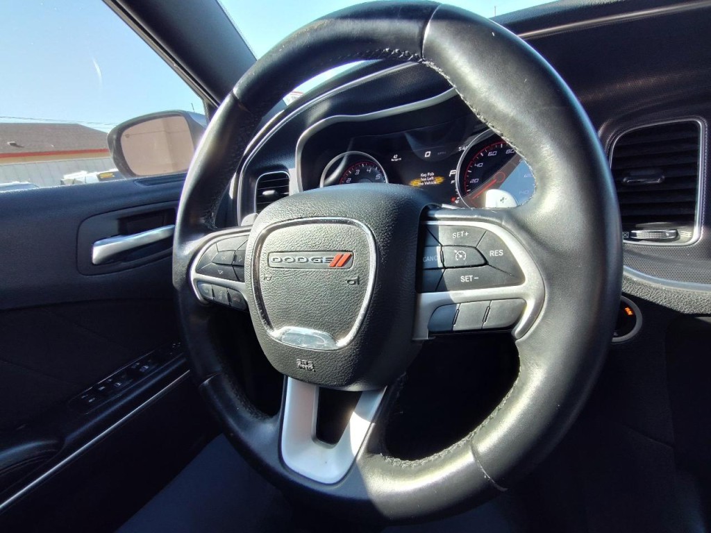 2015 Dodge Charger Image 20