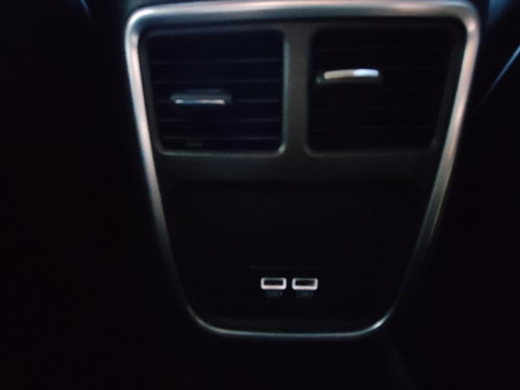 2015 Dodge Charger Image 37