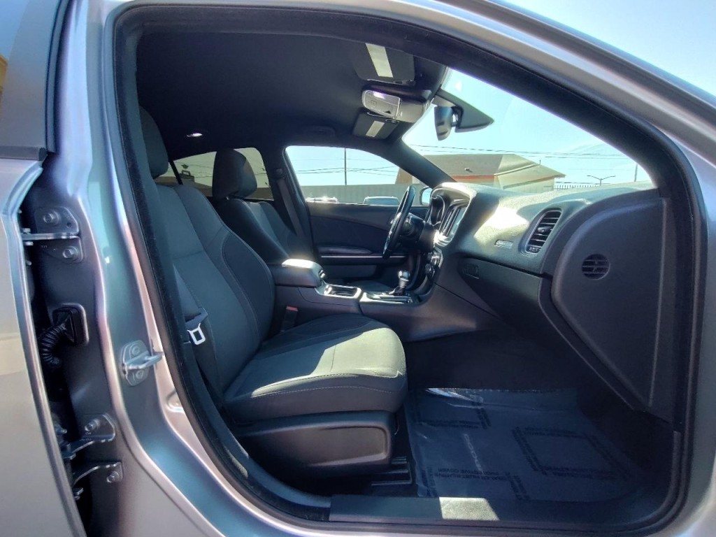 2015 Dodge Charger Image 46