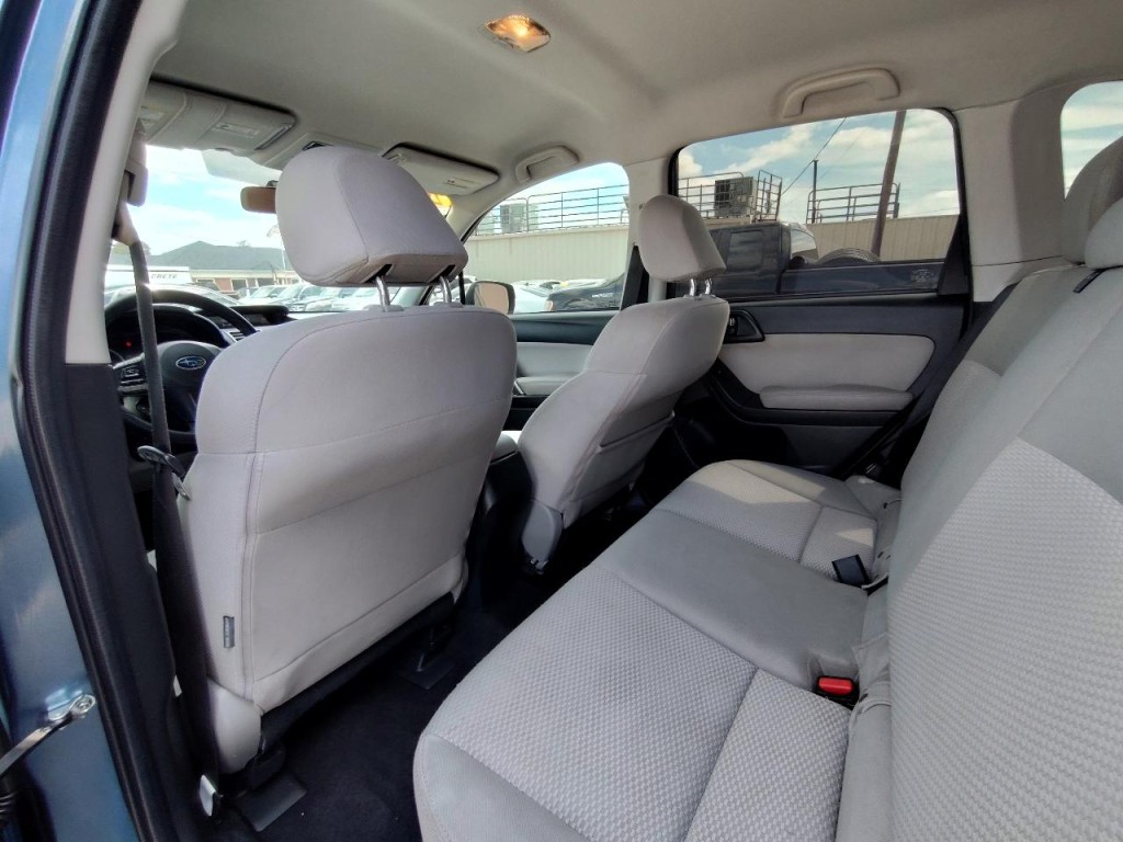 2016 Subaru Forester Image 29