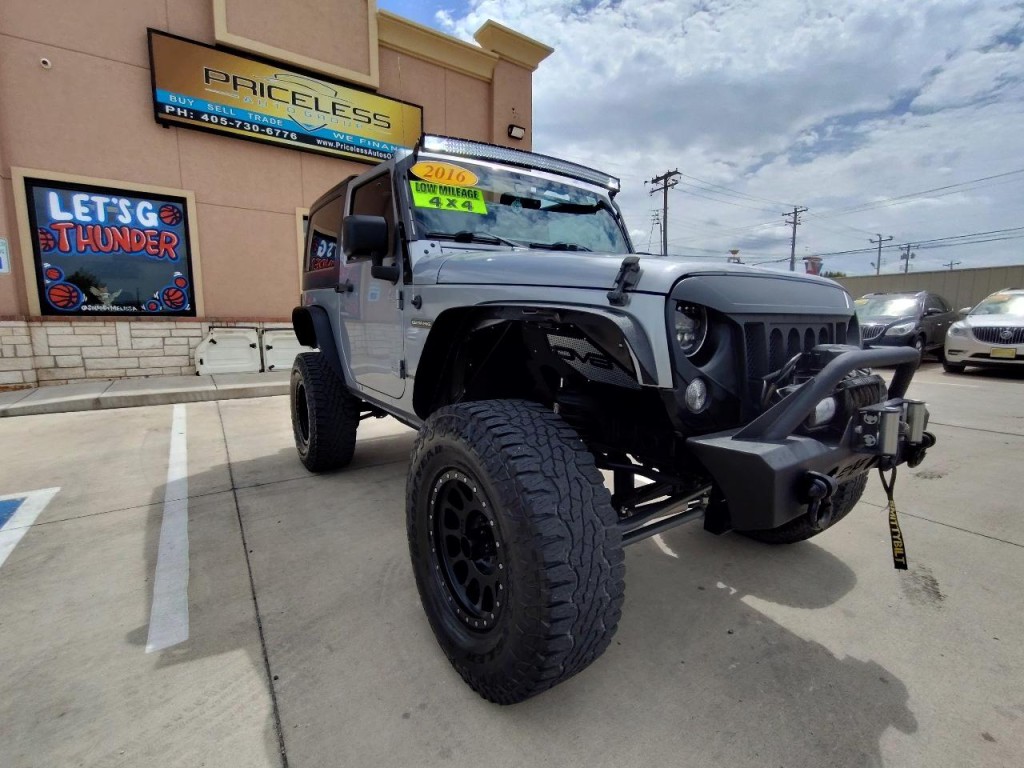 2016 Jeep Wrangler Image 2