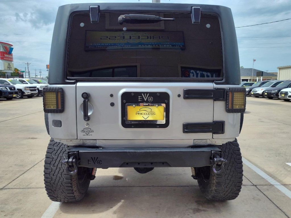 2016 Jeep Wrangler Image 5