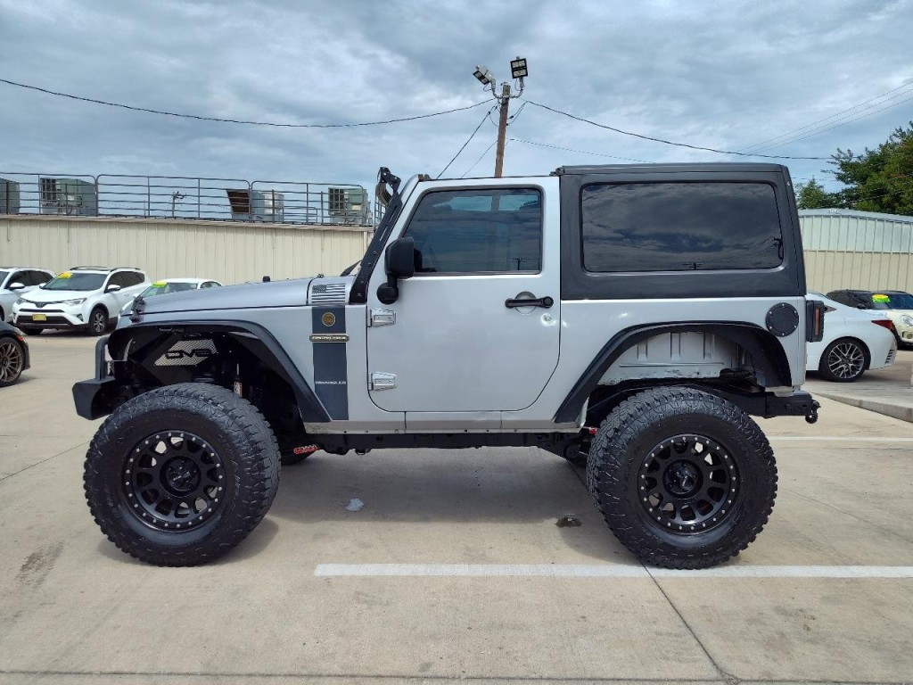 2016 Jeep Wrangler Image 7