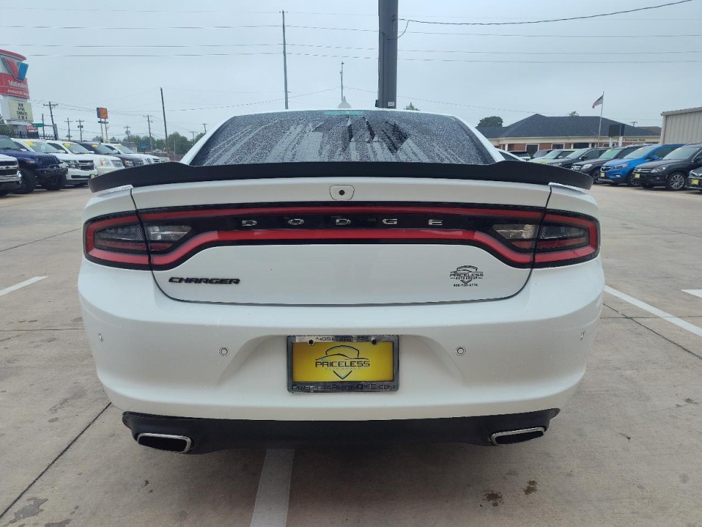 2017 Dodge Charger Image 5