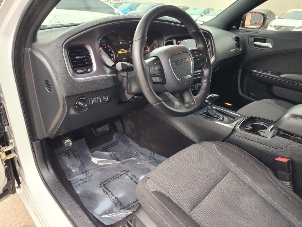 2017 Dodge Charger Image 14