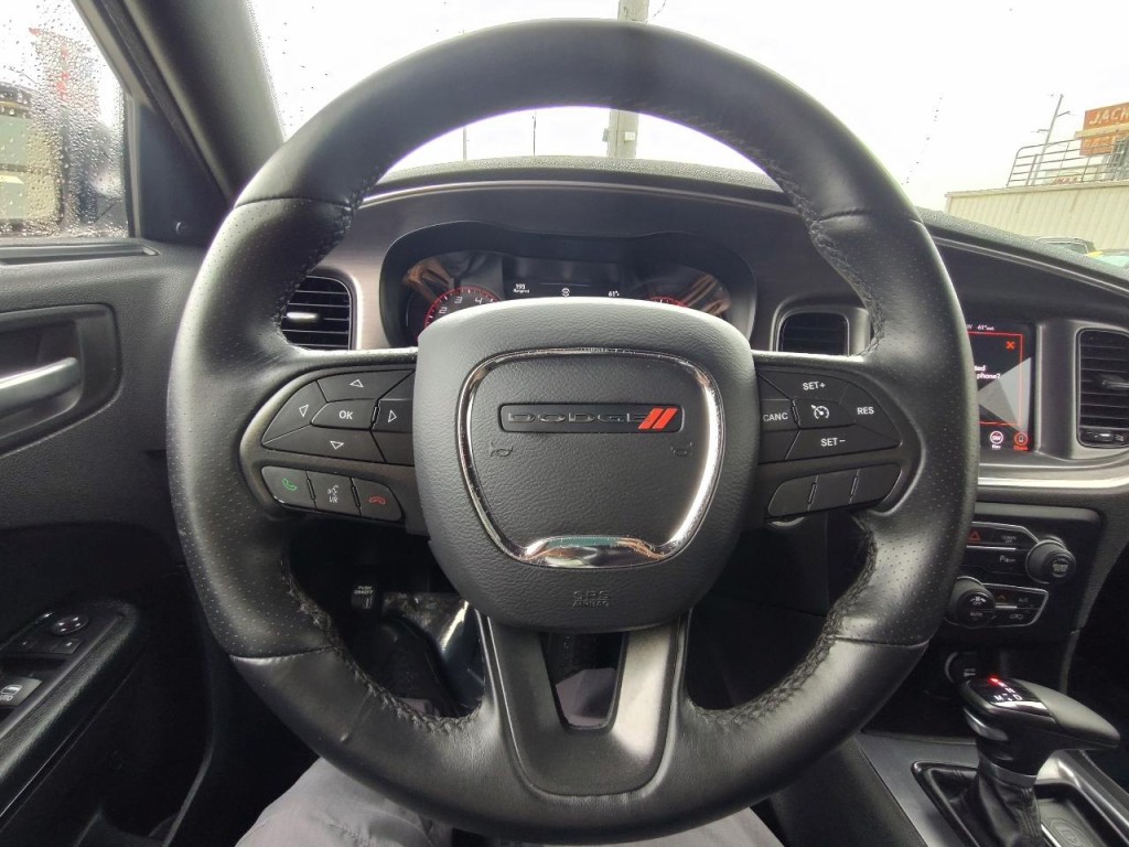 2017 Dodge Charger Image 15