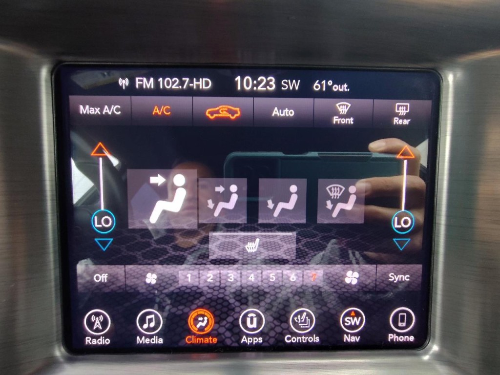 2017 Dodge Charger Image 26