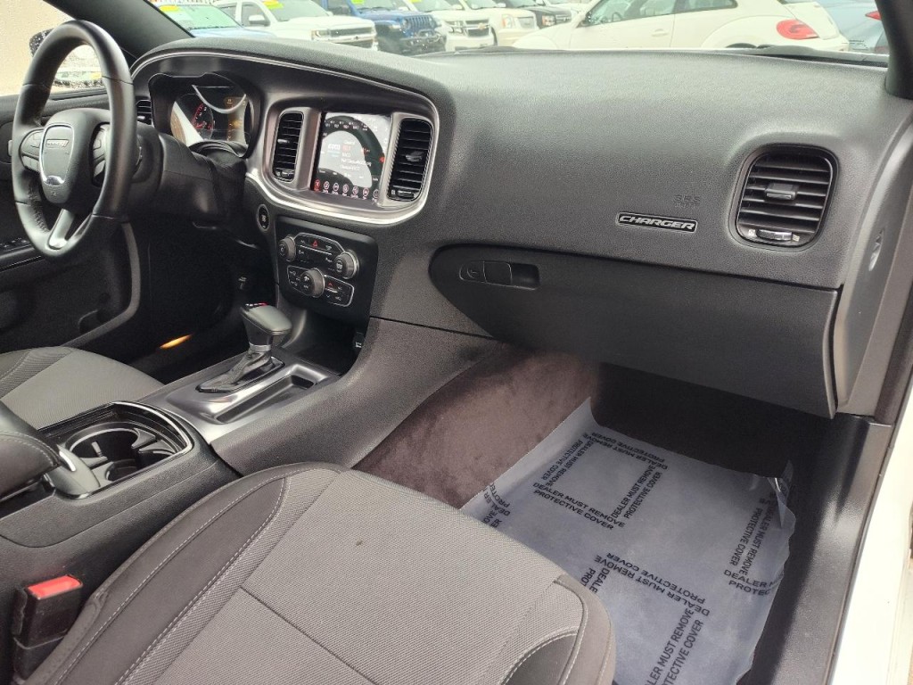 2017 Dodge Charger Image 50