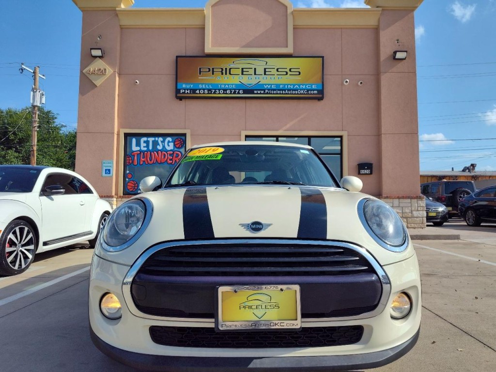 2019 MINI Cooper Image 9