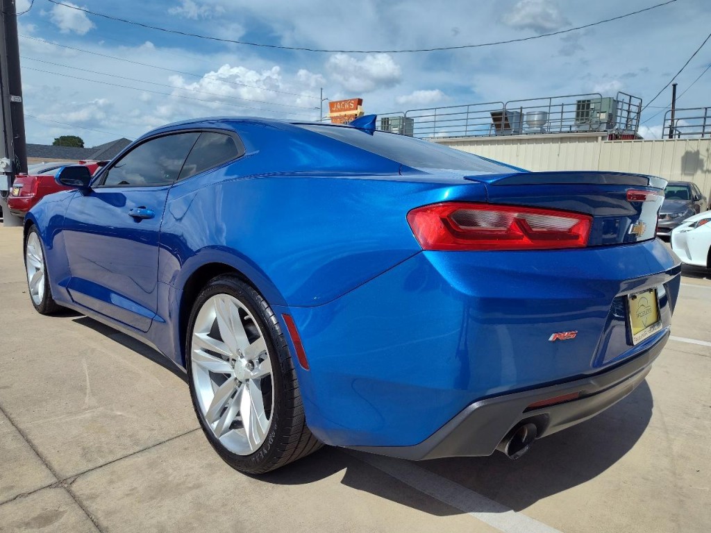 2017 Chevrolet Camaro Image 6
