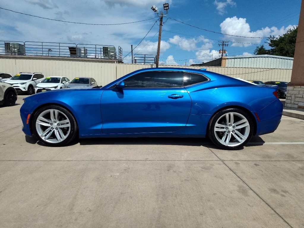2017 Chevrolet Camaro Image 7