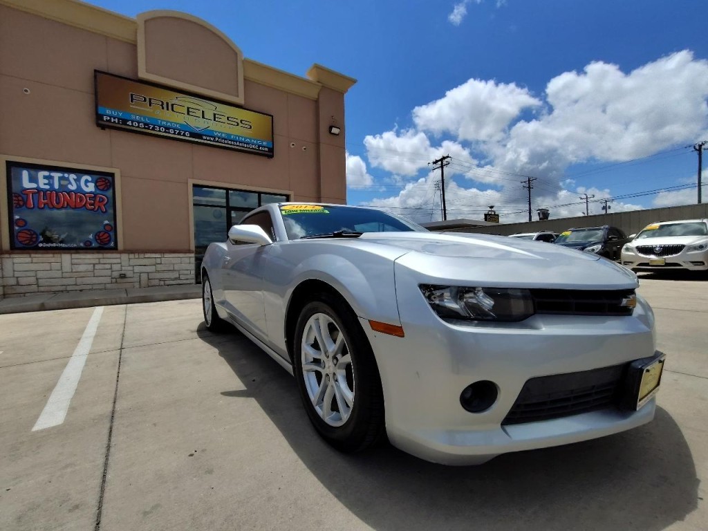 2014 Chevrolet Camaro Image 2