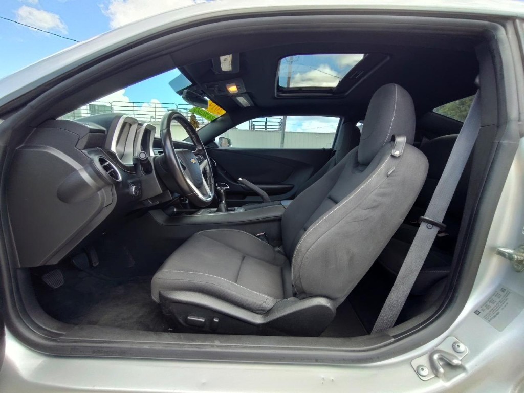2014 Chevrolet Camaro Image 14