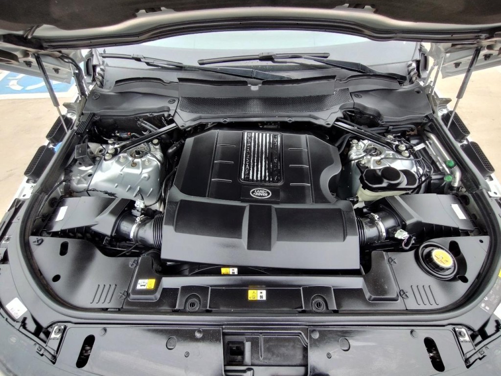 2019 Land Rover Range Rover Image 61
