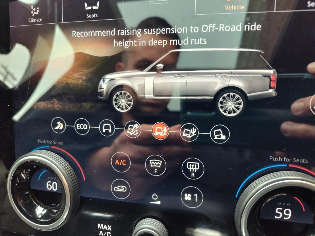 2019 Land Rover Range Rover Image 64