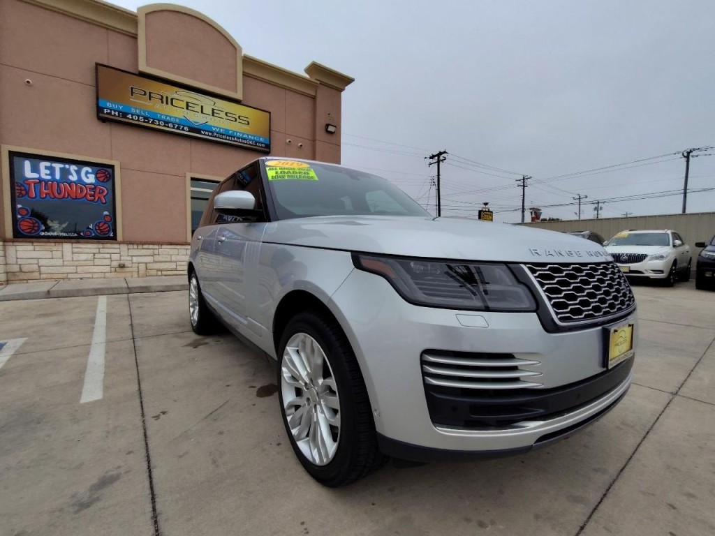 2019 Land Rover Range Rover Image 2