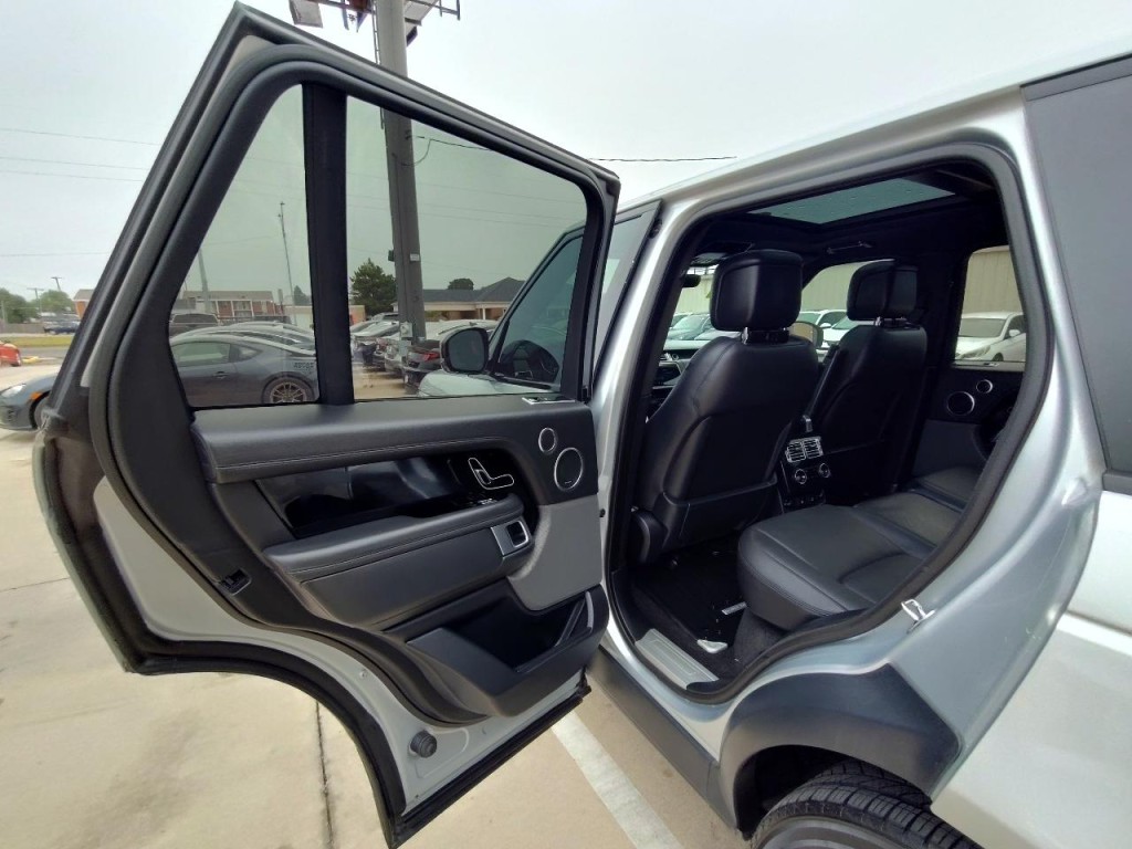 2019 Land Rover Range Rover Image 33