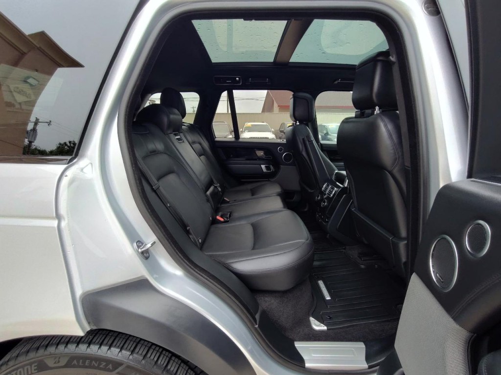 2019 Land Rover Range Rover Image 44