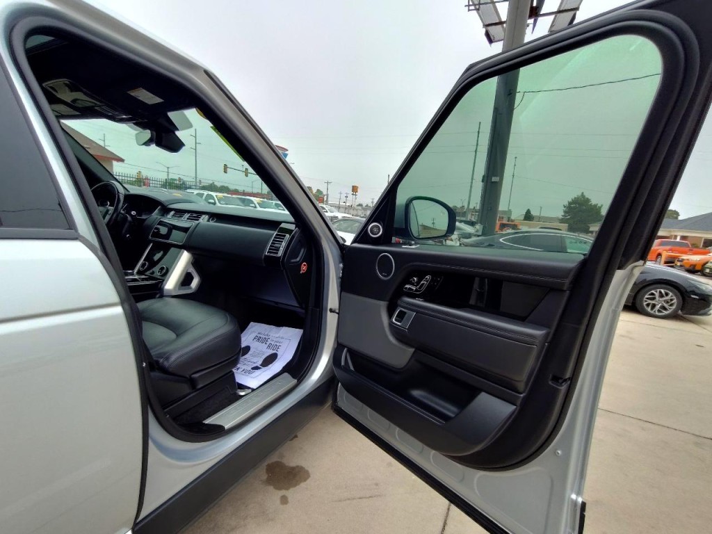 2019 Land Rover Range Rover Image 47