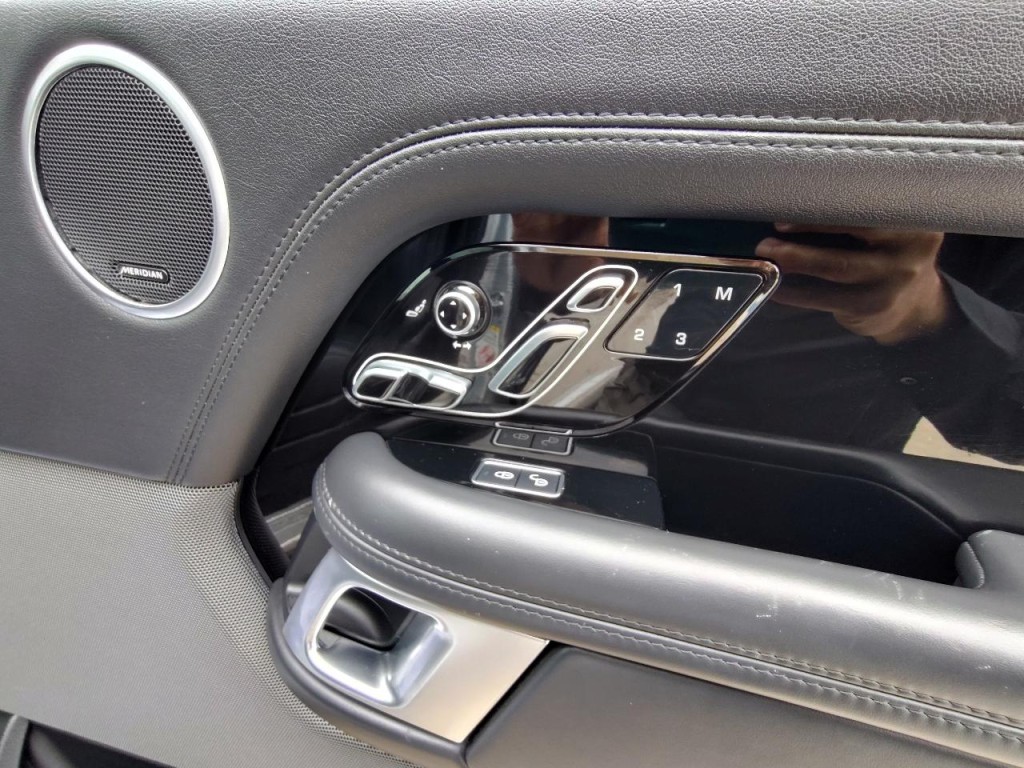 2019 Land Rover Range Rover Image 51