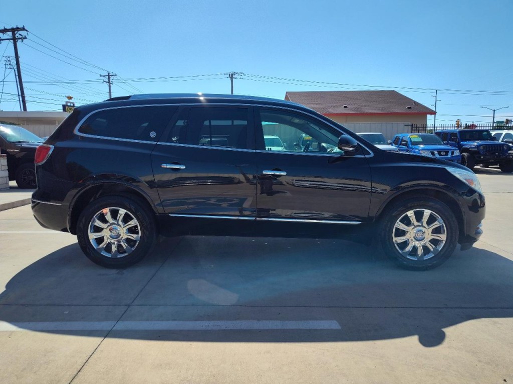 2017 Buick Enclave Image 3