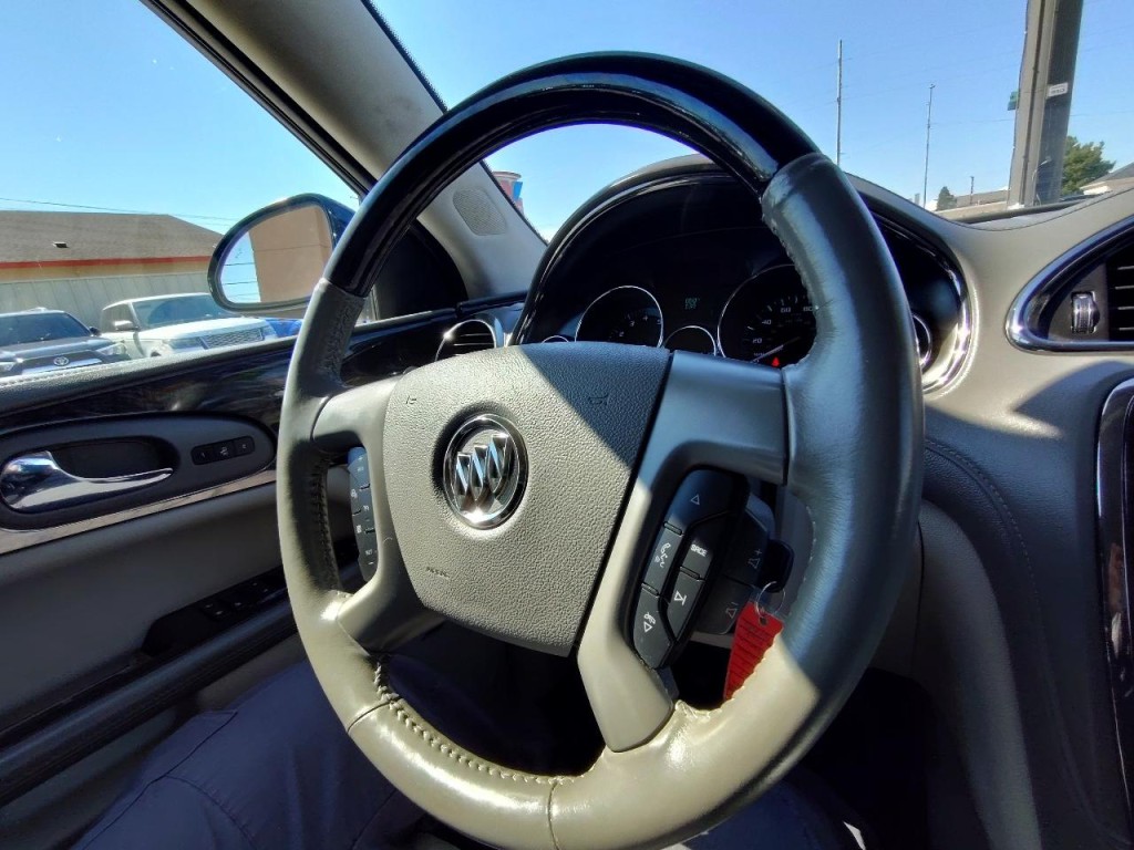 2017 Buick Enclave Image 22
