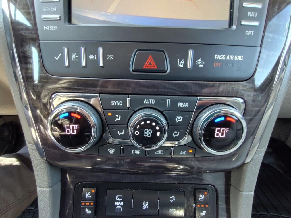 2017 Buick Enclave Image 27
