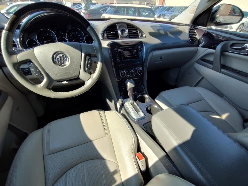 2017 Buick Enclave Image 43