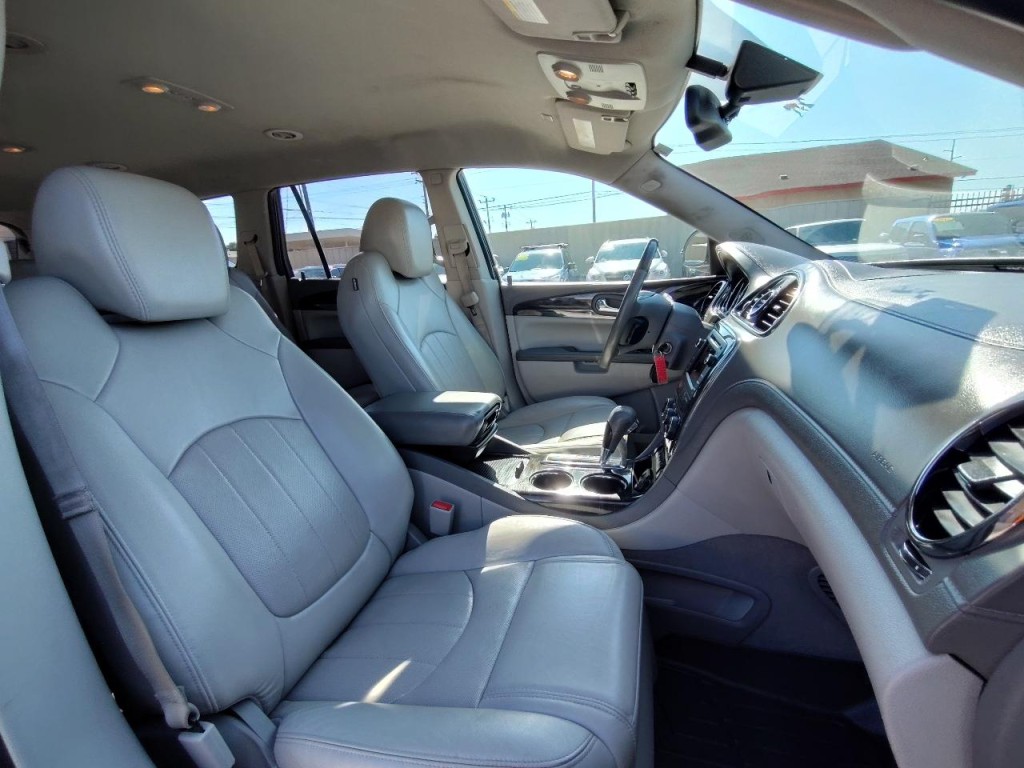 2017 Buick Enclave Image 51