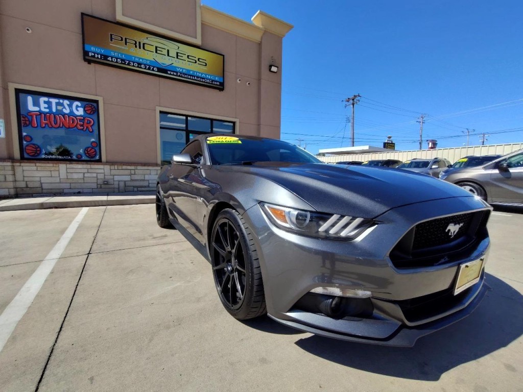 2015 Ford Mustang Image 2