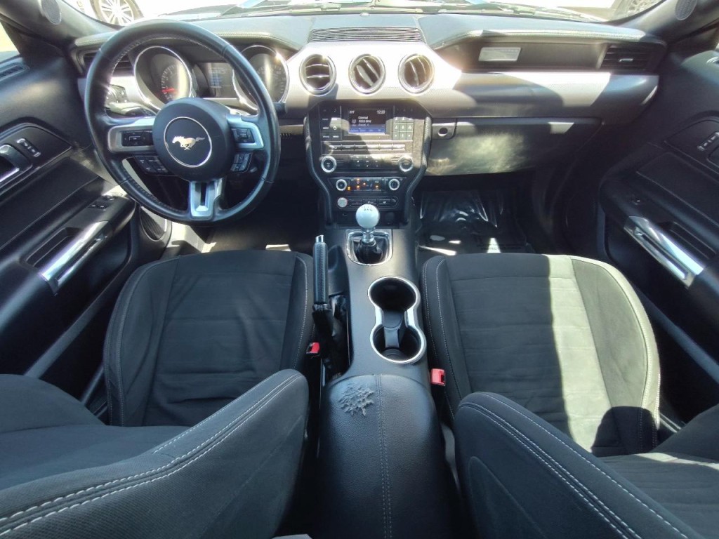 2015 Ford Mustang Image 27