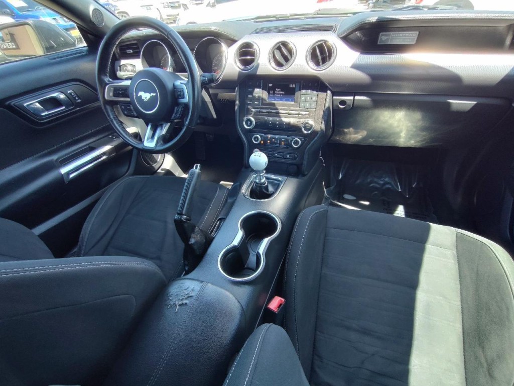 2015 Ford Mustang Image 29