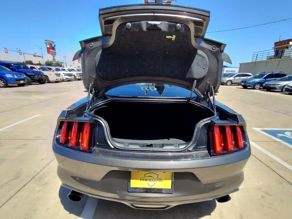 2015 Ford Mustang Image 32
