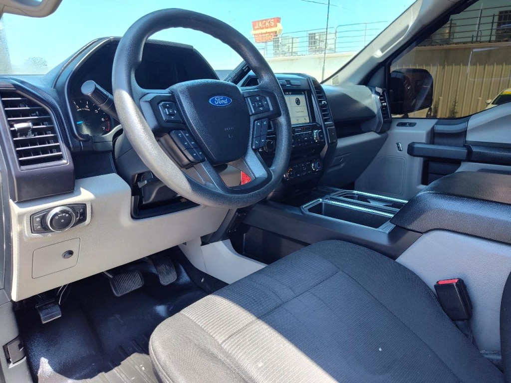 2017 Ford F-150 Image 16