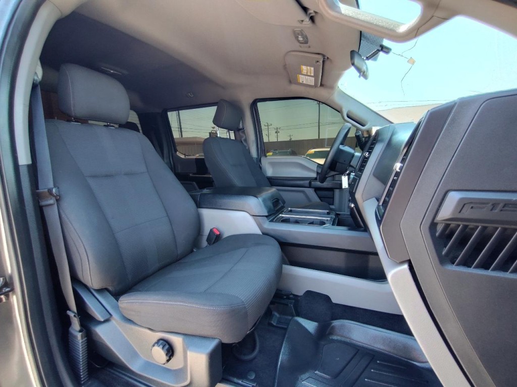 2017 Ford F-150 Image 42