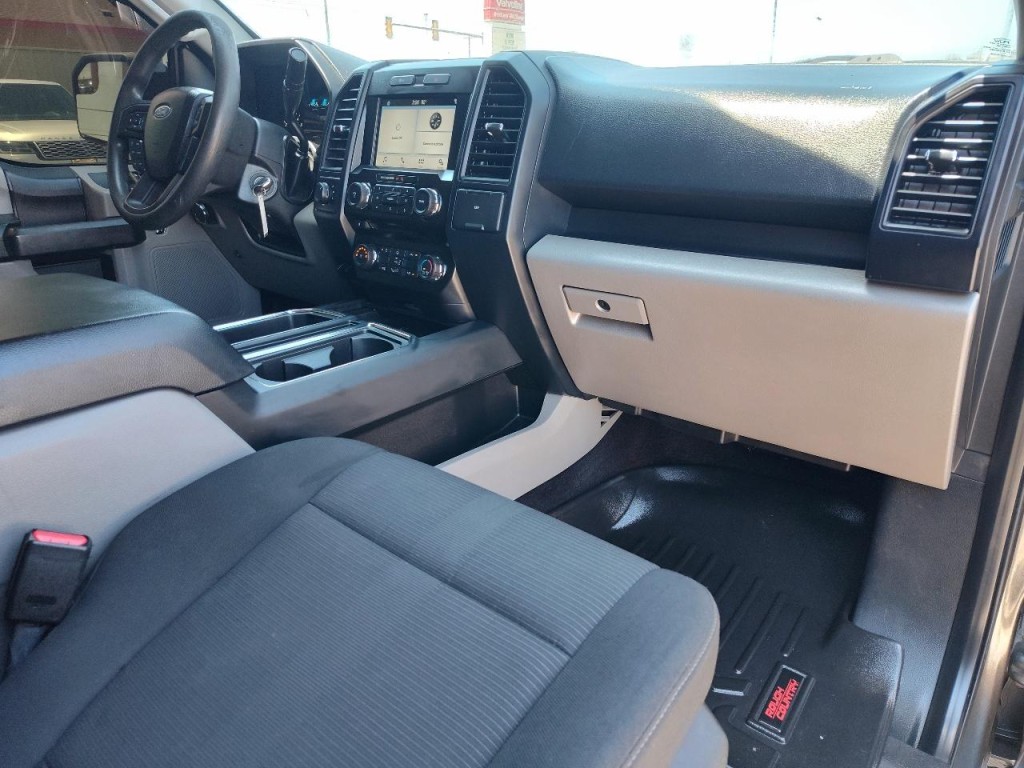 2017 Ford F-150 Image 43