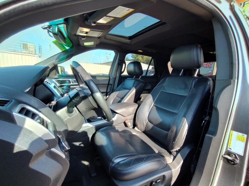 2013 Ford Explorer Image 16