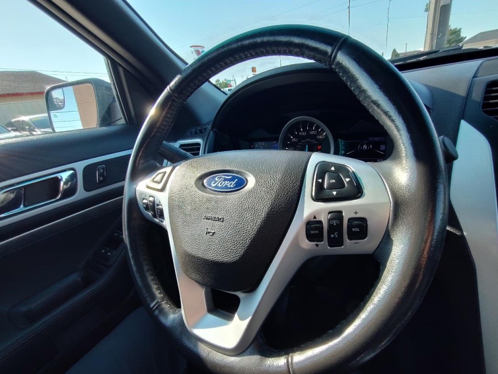 2013 Ford Explorer Image 20