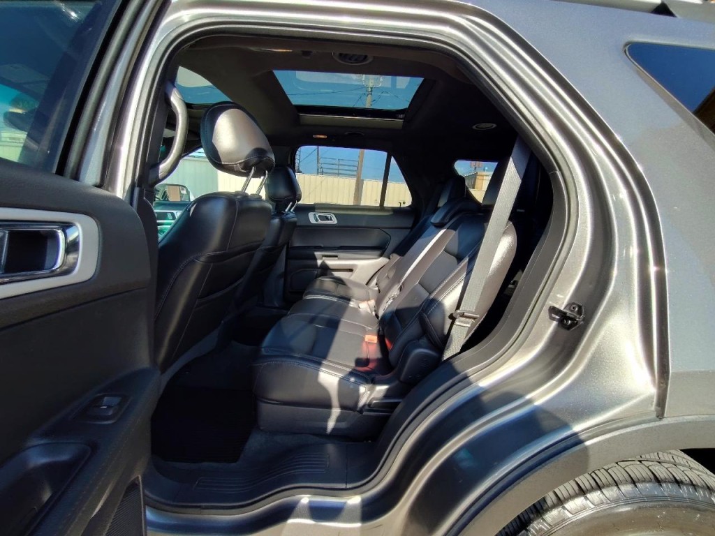 2013 Ford Explorer Image 33