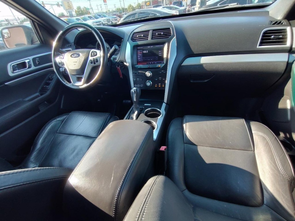 2013 Ford Explorer Image 41