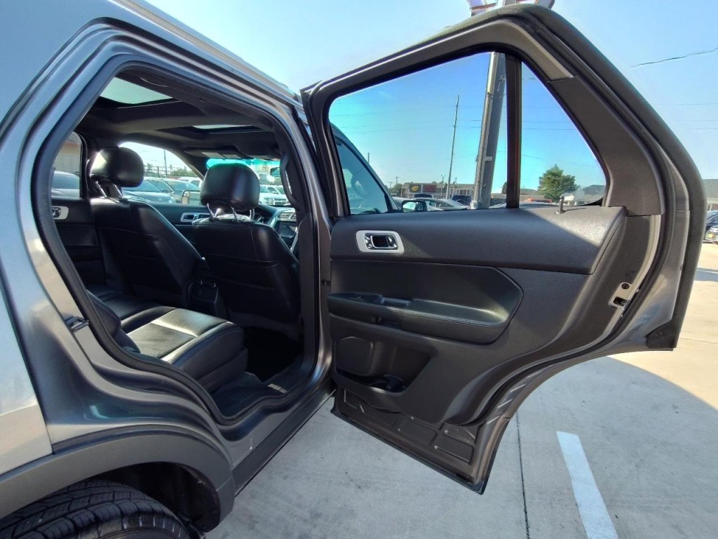 2013 Ford Explorer Image 42