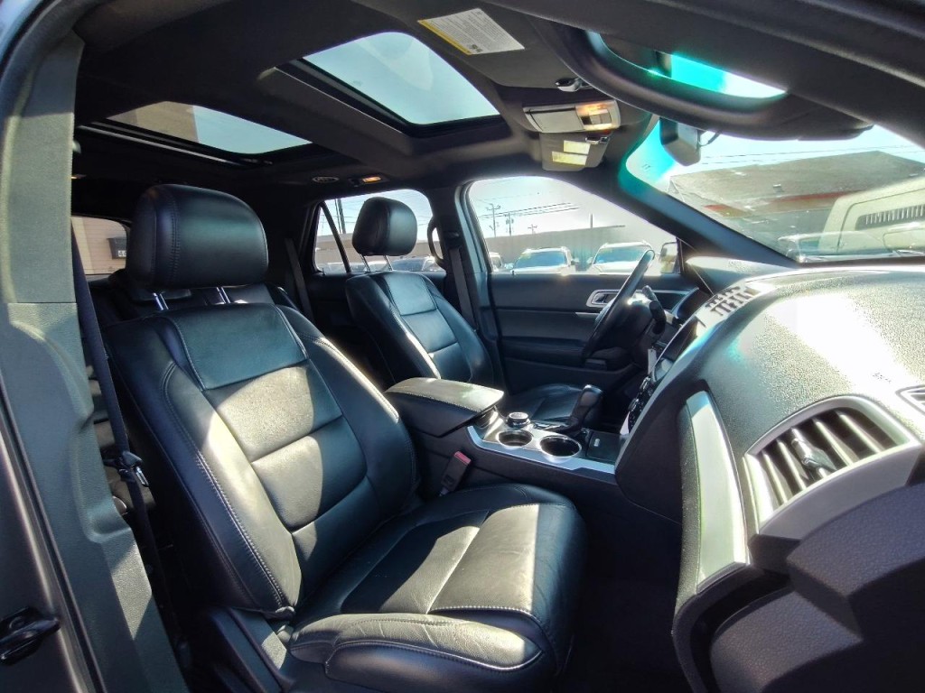 2013 Ford Explorer Image 48