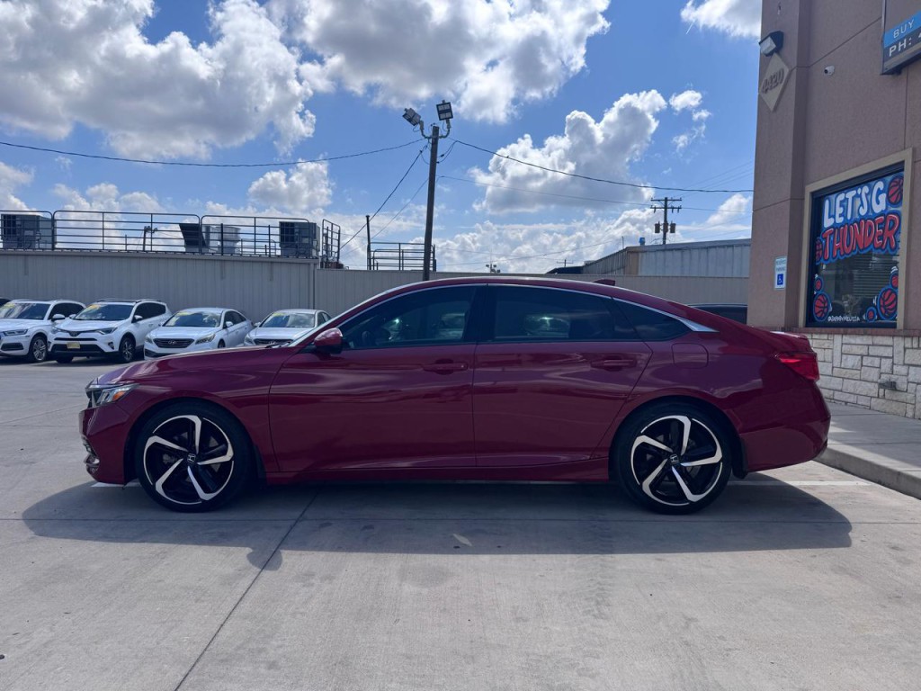 2018 Honda Accord Image 8